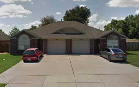 2416 & 2418 Rill ST, Rogers, AR 72758