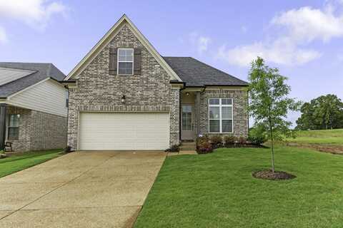 300 ST ANDREWS, Oakland, TN 38060