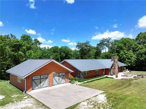 22024 Brooks RD, Siloam Springs, AR 72761