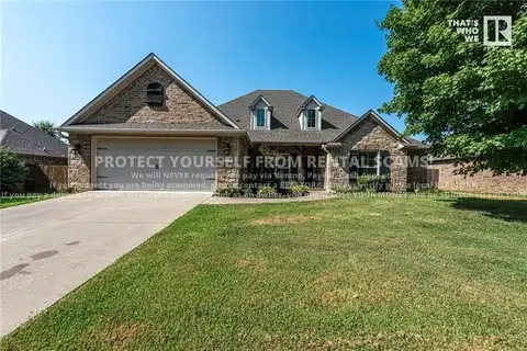 3704 W Providence DR, Fayetteville, AR 72704