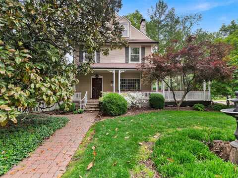 164 Plant Avenue, Webster Groves, MO 63119
