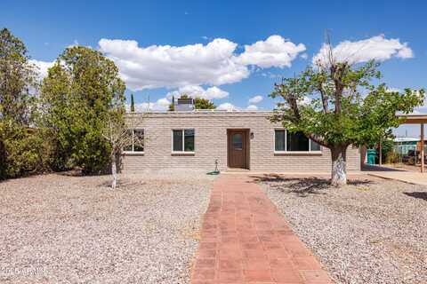 210 DRAGOON Street, Huachuca City, AZ 85616