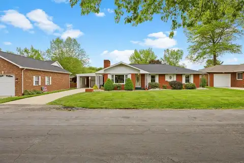 1701 Spruce Street, Highland, IL 62249