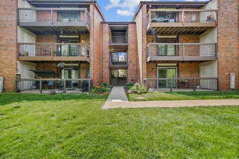 6832 Cottage Grove Lane, Saint Louis, MO 63129