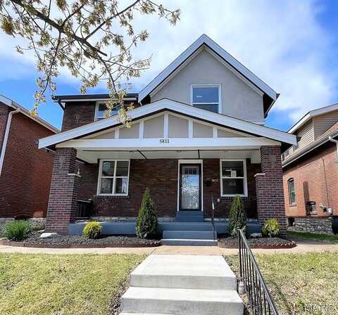 5811 Dewey Avenue, Saint Louis, MO 63116