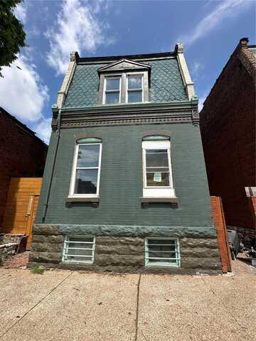 2717 Winnebago Street, Saint Louis, MO 63118