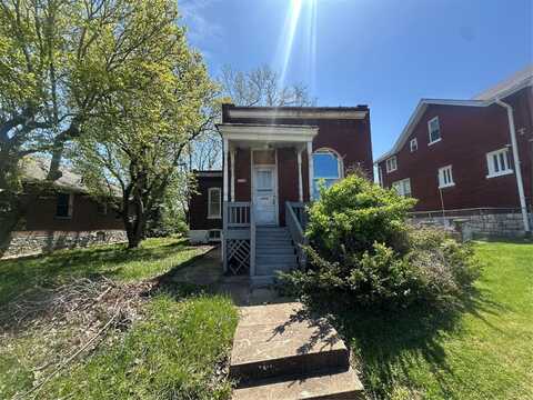 5530 Partridge Avenue, Saint Louis, MO 63120