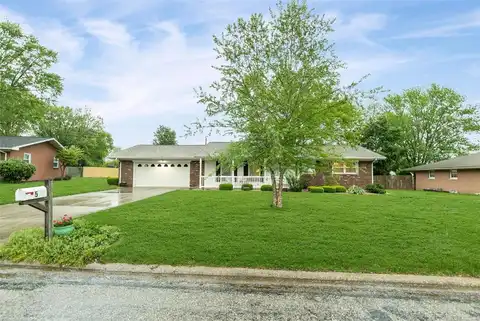 5 Dunn Drive, Belleville, IL 62223