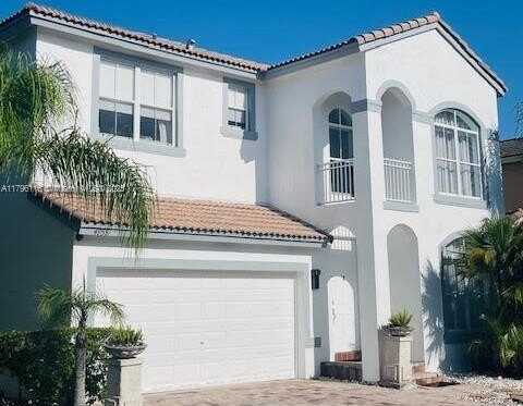 4958 SW 38th Way, Hollywood, FL 33312