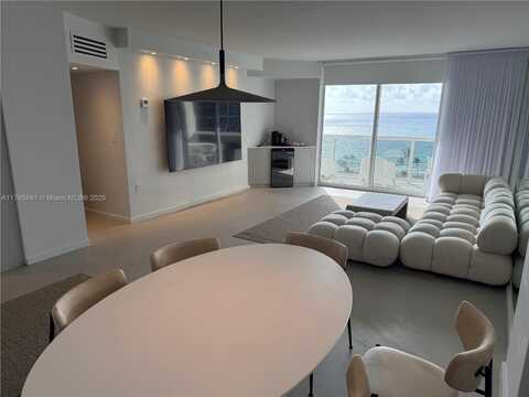 10275 Collins Ave, Bal Harbour, FL 33154