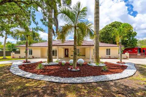 18370 SW 212th St, Miami, FL 33187