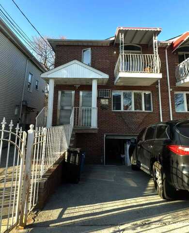 118-0 14th Road, College Point, NY 11356