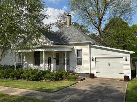 825 Plum Street, Mount Carmel, IL 62863