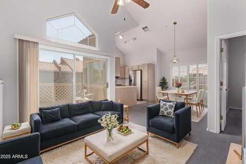 1633 E LAKESIDE Drive, Gilbert, AZ 85234