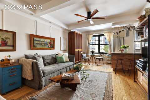 200 East 16th Street, New York, NY 10003
