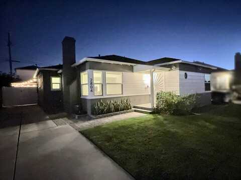 2804 W 84th St, Inglewood, CA 90305