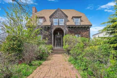 143-16 Cronston Avenue, Rockaway Park, NY 11694