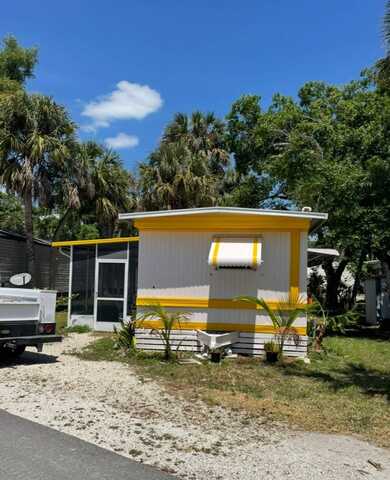 1846 Powell Dr., North Fort Myers, FL 33917