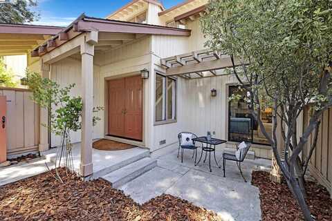 38490 Redwood Ter, Fremont, CA 94536