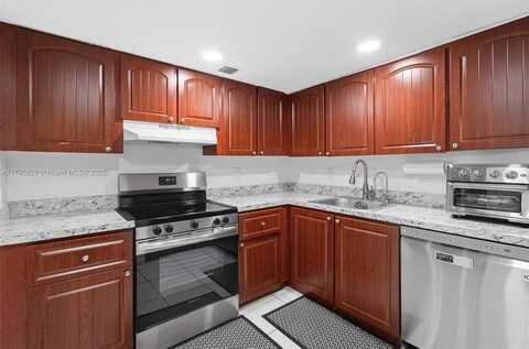 7021 Environ Blvd, Lauderhill, FL 33319