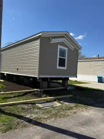 122 W. 12TH ST., Coal Valley, IL 61240