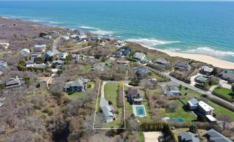 9 Hopkins Ave, Montauk, NY 11954
