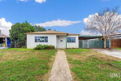 421 Curtis Avenue, Shafter, CA 93263