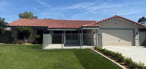 4512 University Avenue, Bakersfield, CA 93306