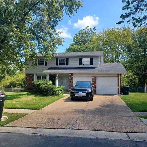 12750 Needle Point Ct, Florissant, MO 63033