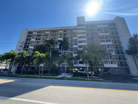 4800 Bayview Dr, Fort Lauderdale, FL 33308