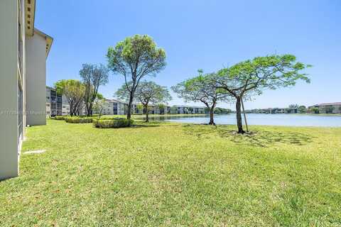 550 SW 138th Ave, Pembroke Pines, FL 33027