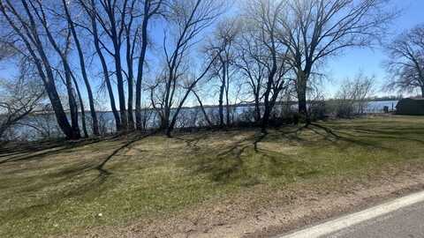 876 W Pleasure Dr., Litchfield, MN 55355