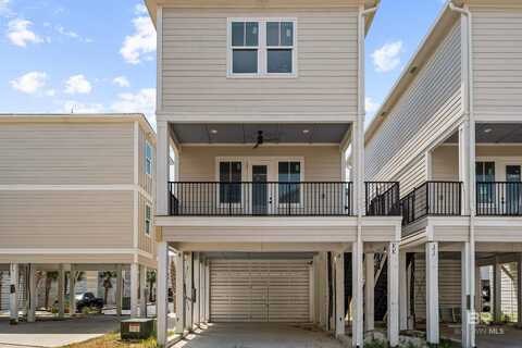 951 W Lagoon Avenue, Gulf Shores, AL 36542