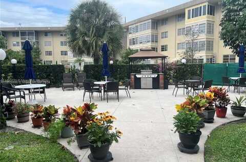 3051 NW 46th Ave, Lauderdale Lakes, FL 33313