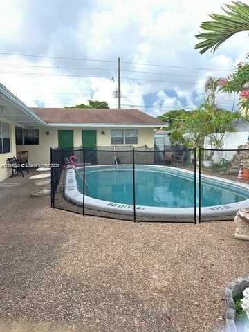 1830 Dewey St, Hollywood, FL 33020