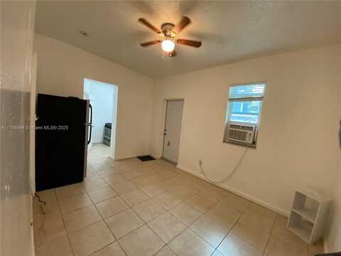 85 NW 46th St, Miami, FL 33127