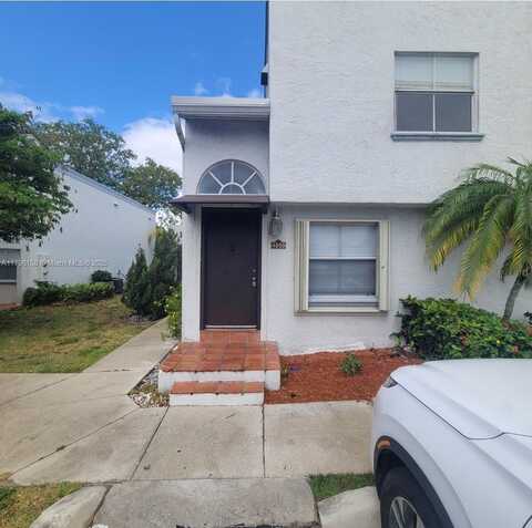 4850 NW 97th Pl, Doral, FL 33178