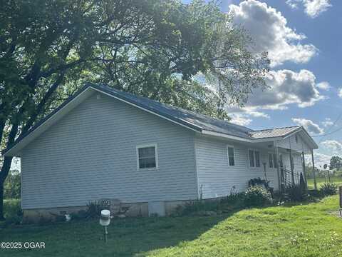 1793 8000 Road, Oswego, KS 67356