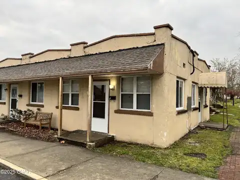 424 W Daugherty Street, Webb City, MO 64870