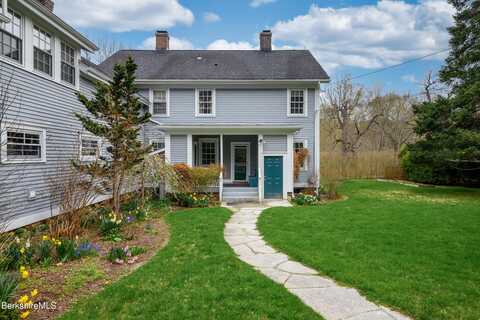 1541 Green River Rd, Williamstown, MA 01267