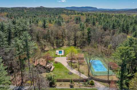 246 County Rd, Sheffield, MA 01257