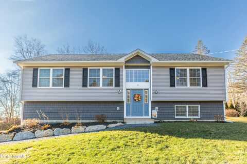 11 Bangor St, Lanesborough, MA 01237