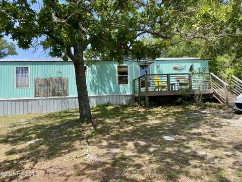 2203 Bayshore Drive SW, Supply, NC 28462