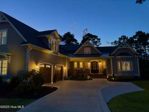 2555 Parkridge Drive, Southport, NC 28461