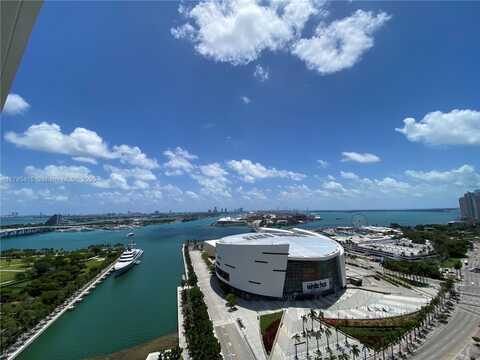 888 Biscayne Blvd, Miami, FL 33132