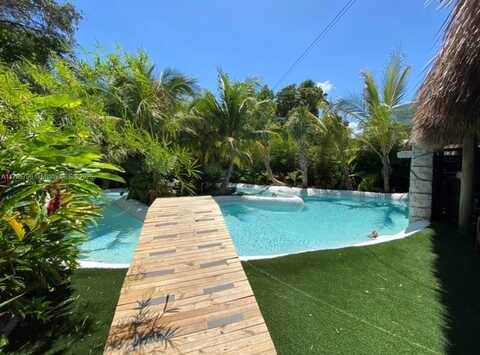 274 NW 32nd St, Miami, FL 33127