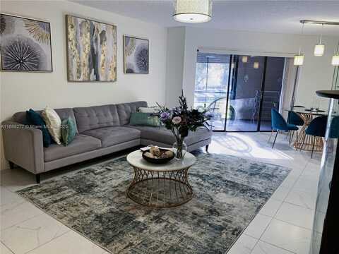 6555 W Broward Blvd, Plantation, FL 33317