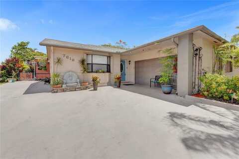 7618 NW 88th Cir, Tamarac, FL 33321
