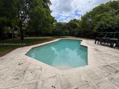 20459 NW 9th Pl, Miami Gardens, FL 33169
