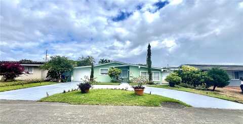 7691 NW 15th Ct, Pembroke Pines, FL 33024